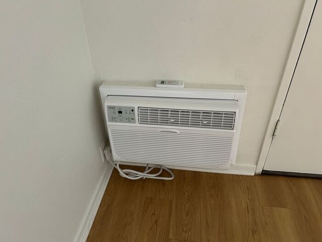 Building Photo - GREAT 1BD 1BA CONDO FOR LEASE!