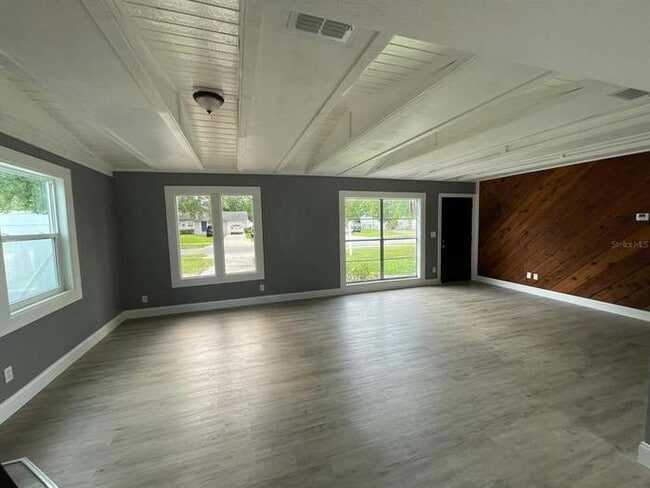 Building Photo - 1305 Overdale St