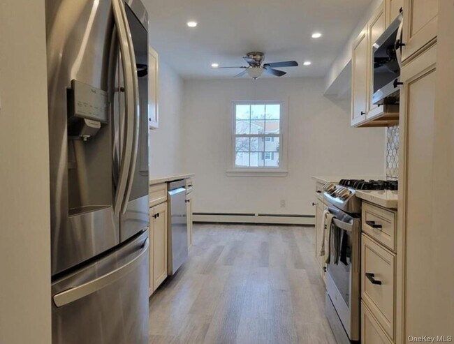 Building Photo - 100 Hillside Dr