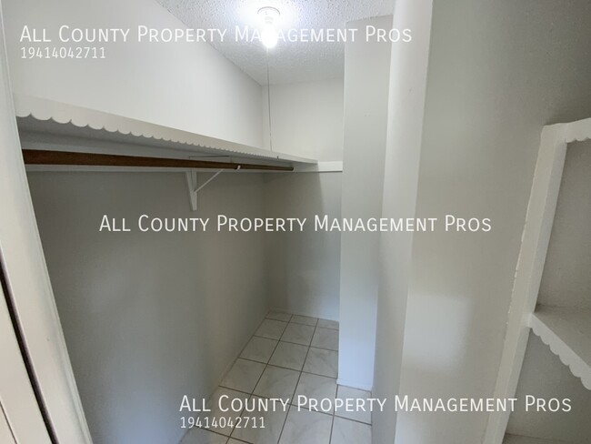 Building Photo - 2851 Swifton Dr