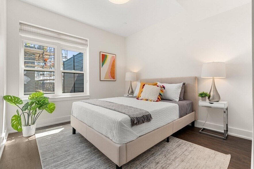 Building Photo - 24 Penniman Rd