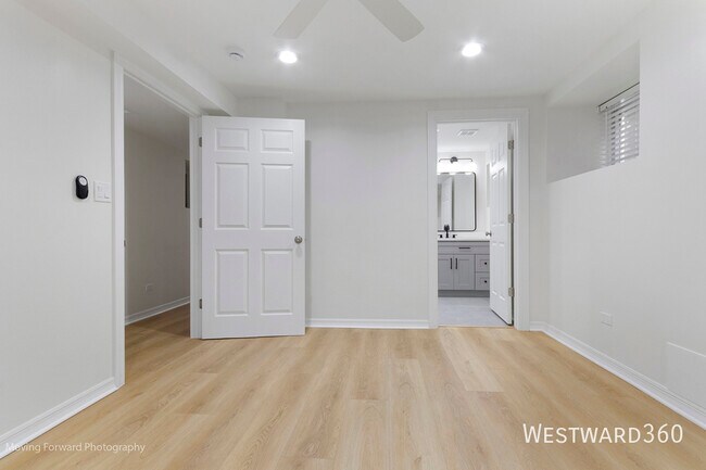 Building Photo - 1138 N Winchester-`1