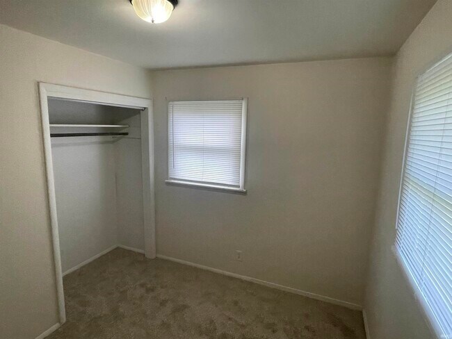 Building Photo - 5229 S College Dr