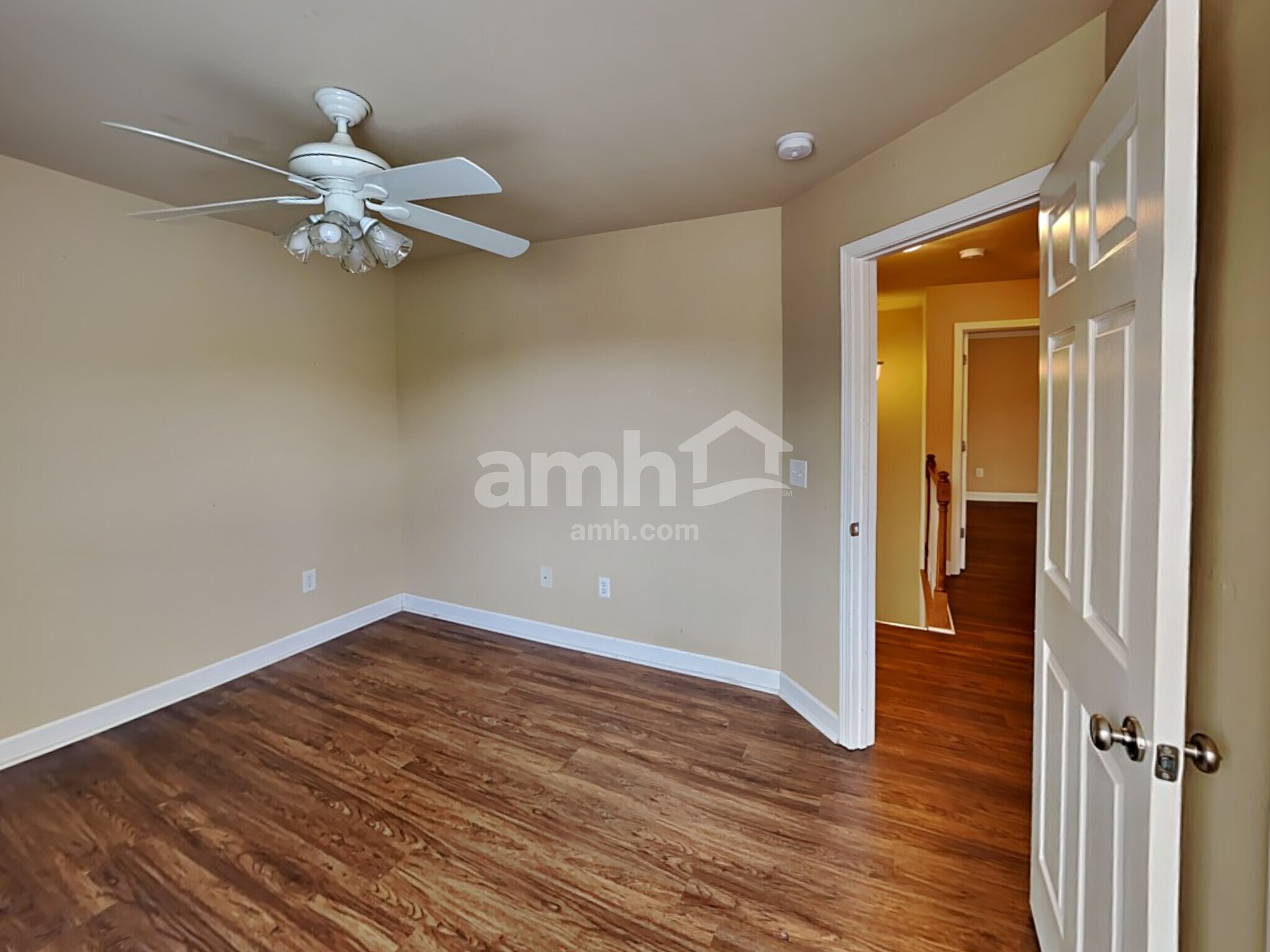 Building Photo - 3016 Sommette Dr