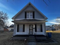 Building Photo - 4 Bedroom House