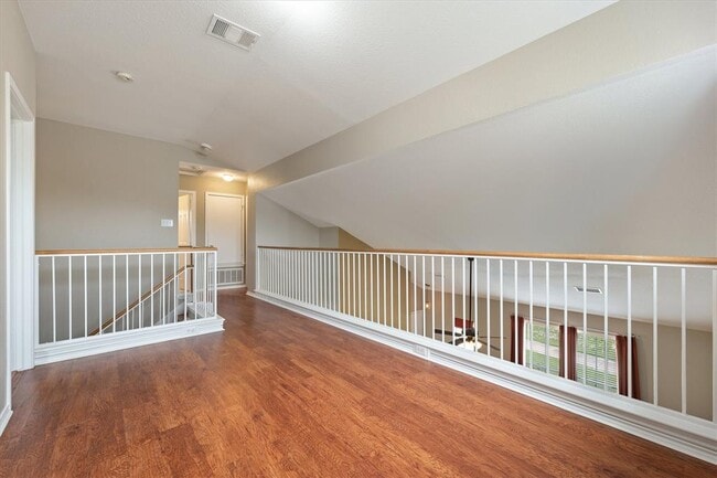 Building Photo - 1506 Wild Basin Ln
