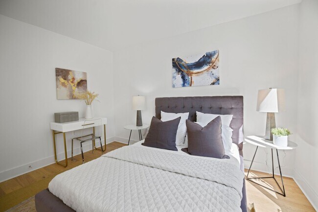 Building Photo - The Hartford | 2 Bed | 2 Bath | 1,100 Sf | 1 Private Balcony | 1 Garage Parking