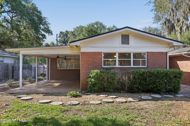 Building Photo - 1367 Riverbirch Ln