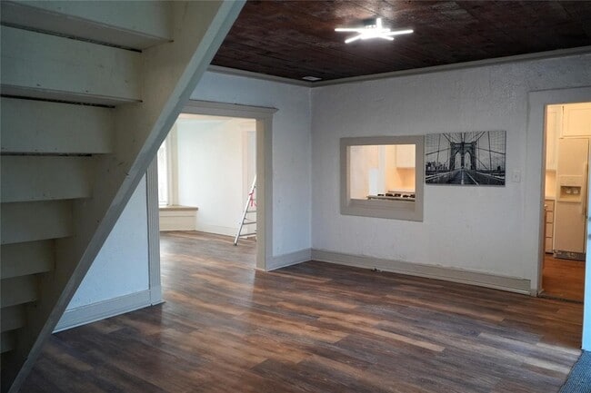 Building Photo - 24206 Longenbaugh Rd