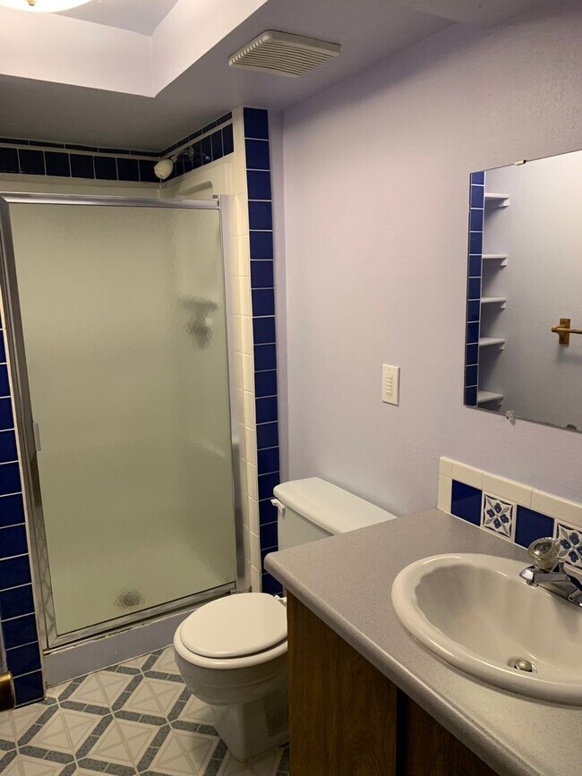 Building Photo - Space to Spread Out | 4 Bed Home + Large Yard Near Old Town