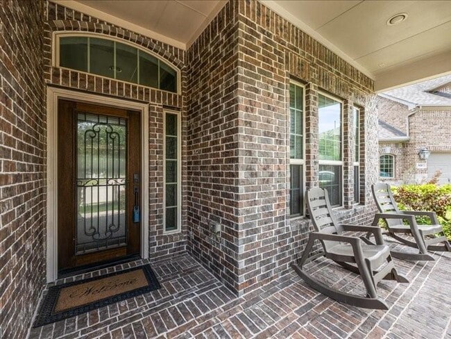 Building Photo - 1614 Mahan Dr