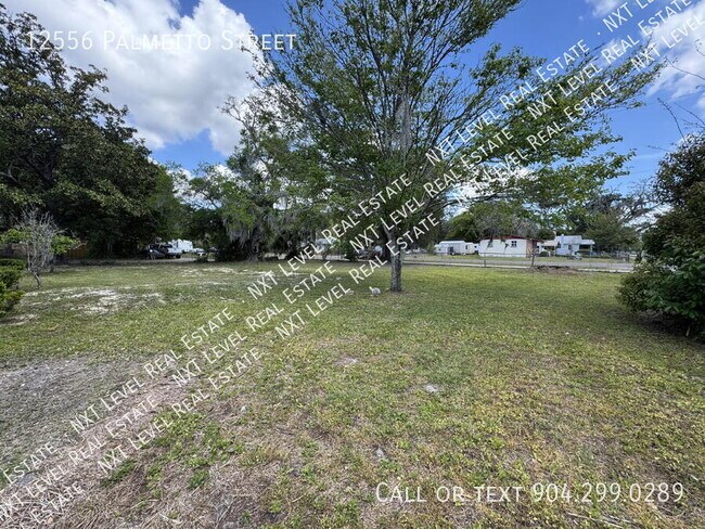 Building Photo - 12556 Palmetto St
