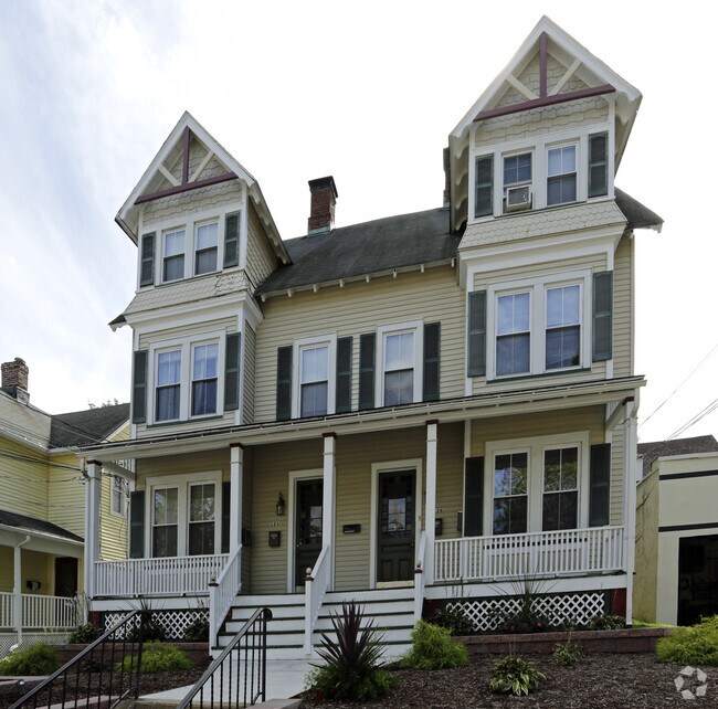 Building Photo - 124-126 Washington St