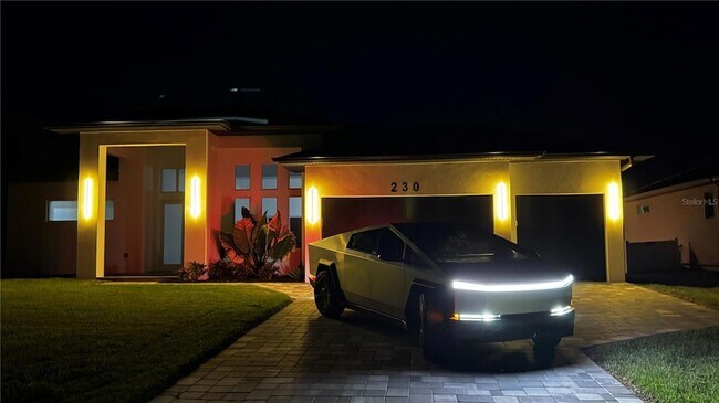 Building Photo - 230 W Pine Valley Ln