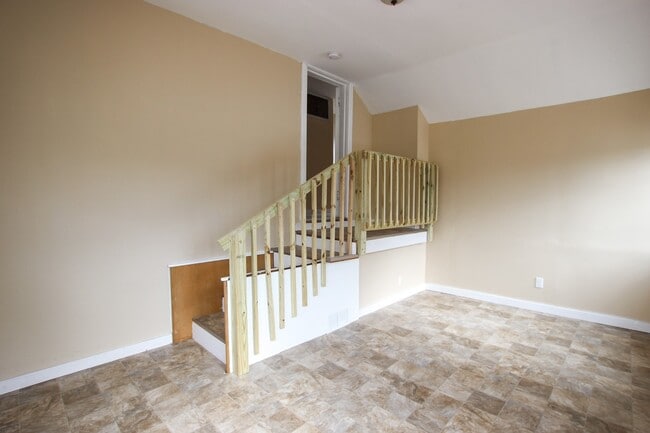 Building Photo - 1163 4th St