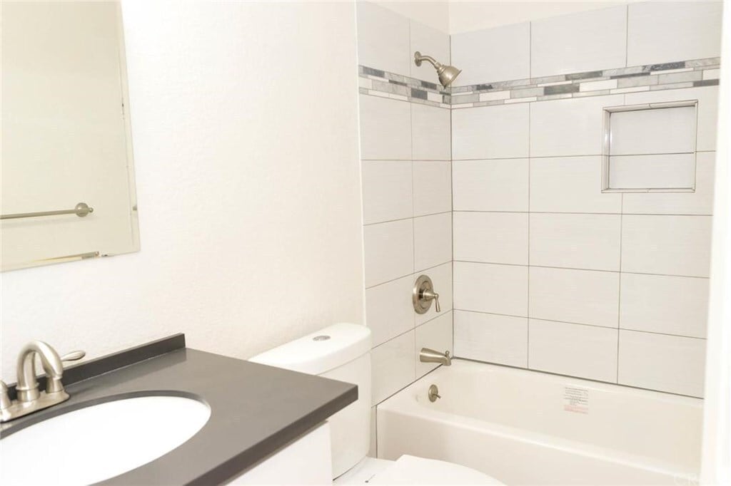 Building Photo - 13135 Sunnybrook Cir