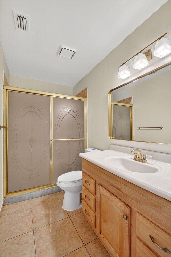Building Photo - 2701 Waterview Cir