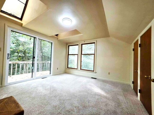 Building Photo - 7535 Carmen Ct