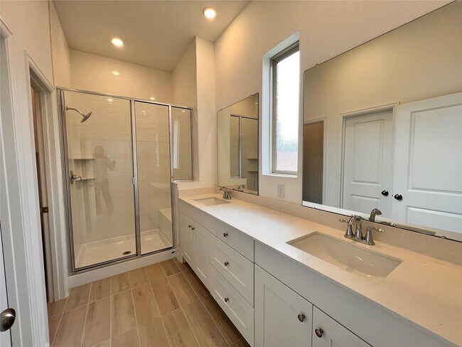 Building Photo - 27023 Golden Isle Ln