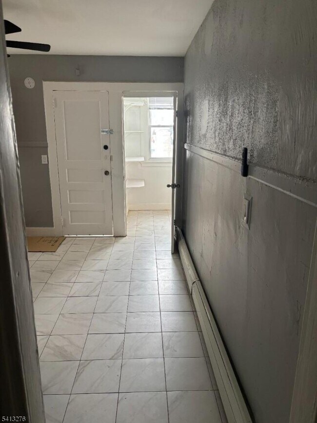 Building Photo - 110 N 19th St