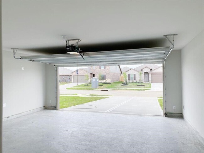 Building Photo - 29630 Juniper Ct