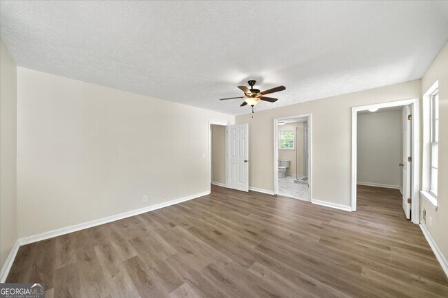 Building Photo - 103 Farmington Dr