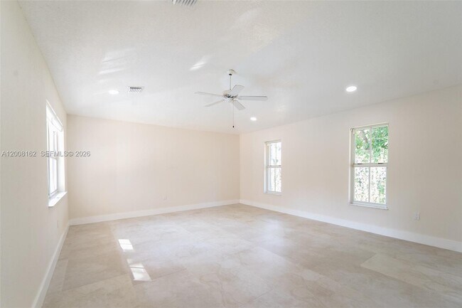 Building Photo - 16782 SW 78th Ct