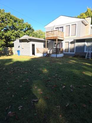 Building Photo - "Spacious 3-Bedroom Gem with 2300 Sq Ft in...