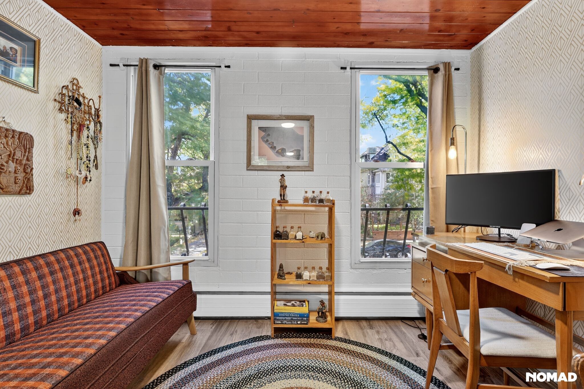 Building Photo - 1343 N High St