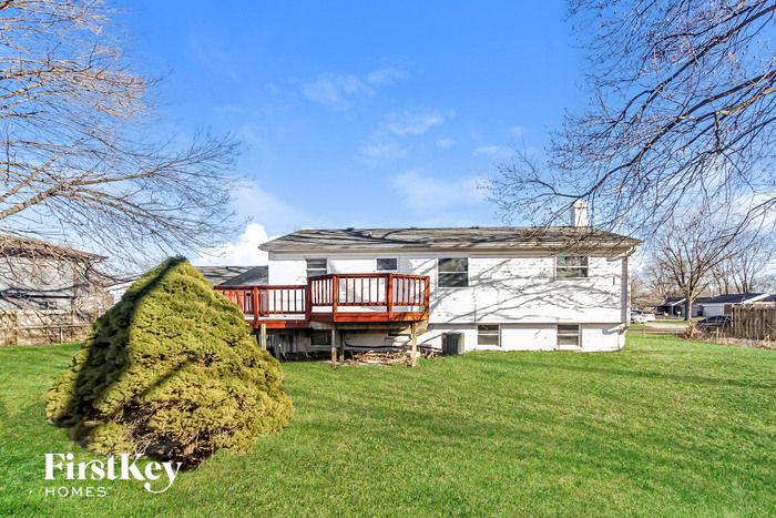 Building Photo - 8650 Lighthorse Dr