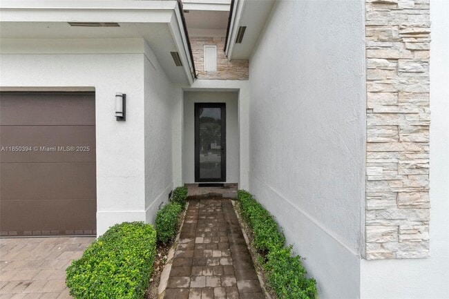 Building Photo - 19447 SW 124th Ave