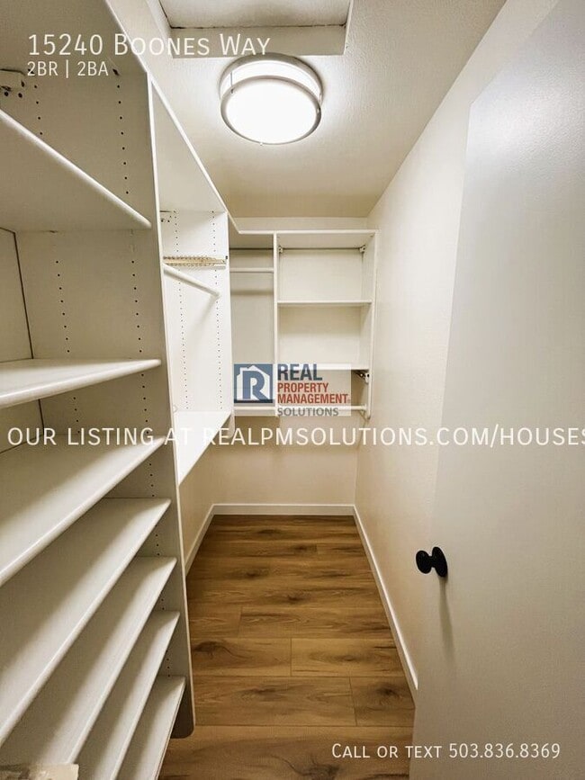 Building Photo - 15240 Boones Way