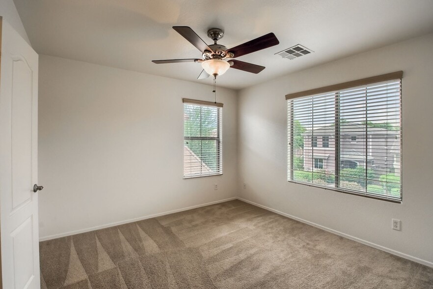 Building Photo - 3770 E Kristal Way