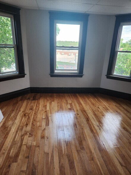 Bedroom 2 - 3 Malvern Rd