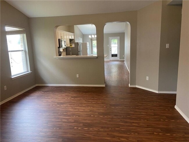 Building Photo - 1513 Big Bend Dr