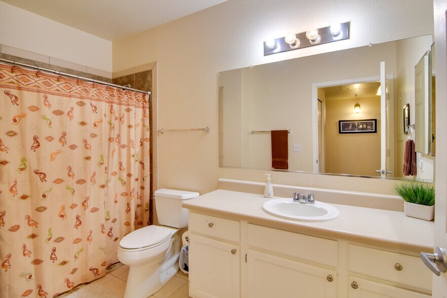 Building Photo - 9450 E Becker Ln