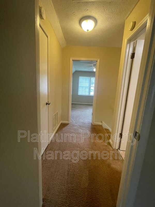 Building Photo - 118 Arbour Way