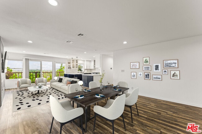 Building Photo - 11621 Sunshine Terrace