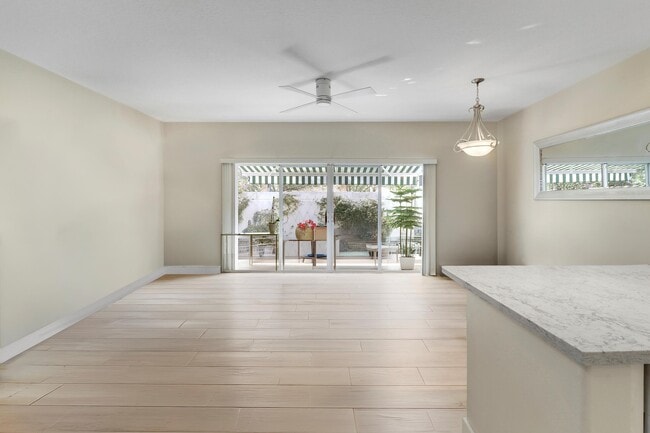 Building Photo - 6 Oakleaf Ct