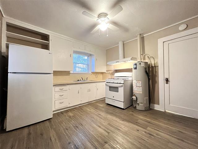 Building Photo - 718 Coit St