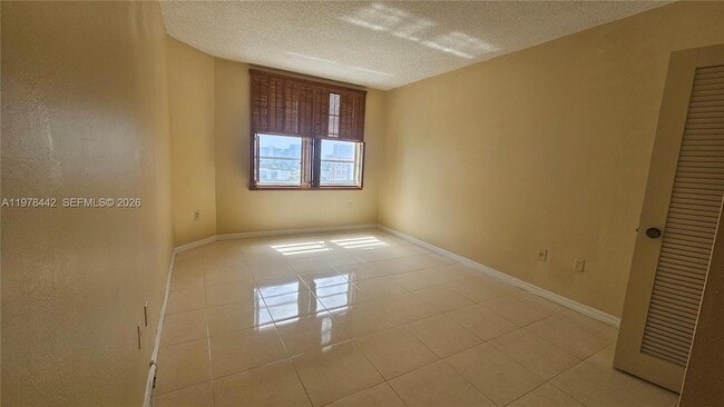 Building Photo - 1980 S Ocean Dr