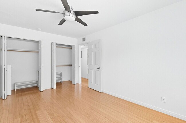 Building Photo - 900 S Lamar Blvd