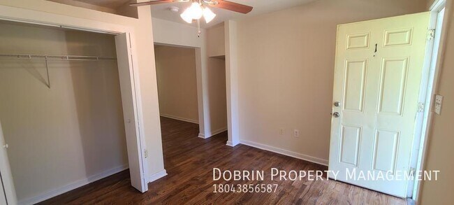 Building Photo - 1923 Lakeview Ave