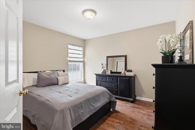 Building Photo - 6711 Selbourne Ln