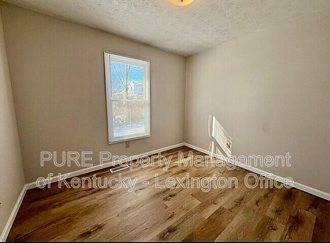 Building Photo - 200 Madison Ave