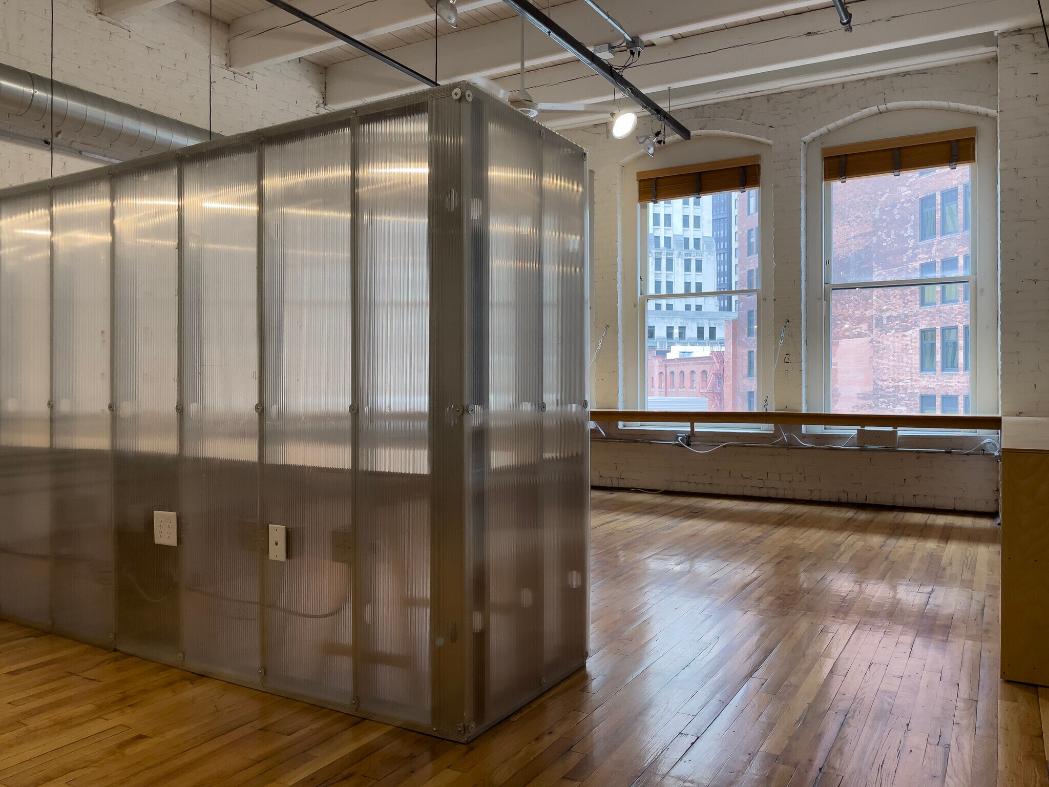 Building Photo - 945 Liberty Ave