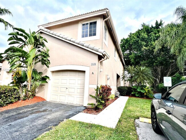 Building Photo - 2176 Salerno Cir
