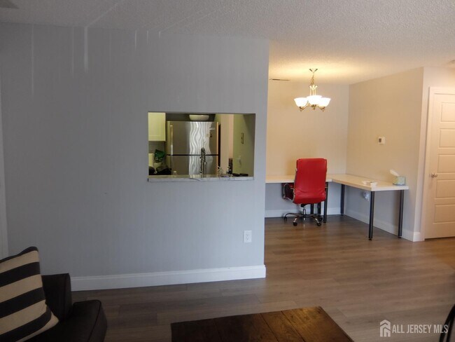 Building Photo - 5307 Ravens Crest Dr