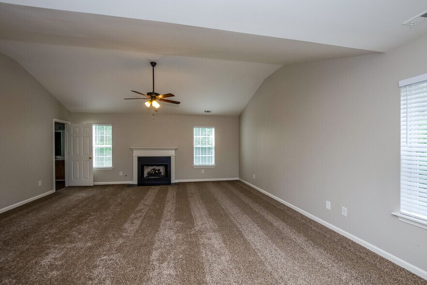 Building Photo - 9008 Broad Ridge Ct
