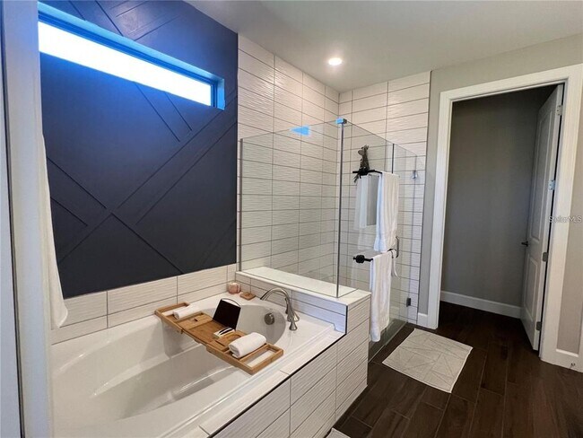Building Photo - 817 Seascape Pl